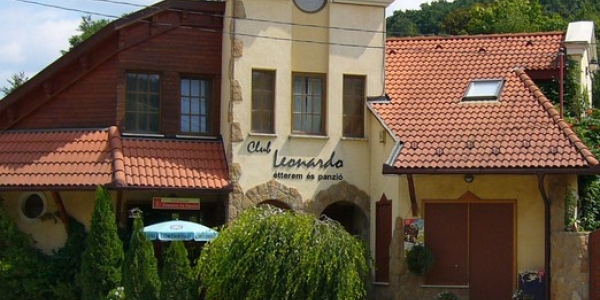 Club Leonardo Étterem és Panzió