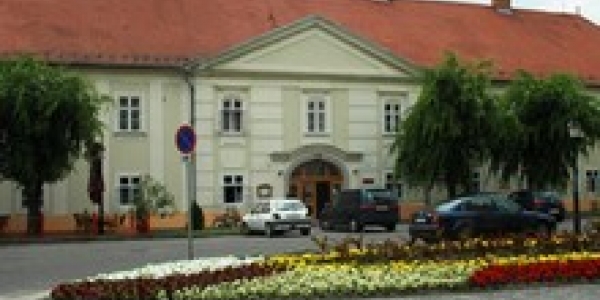Wellness Hotel Kalocsa